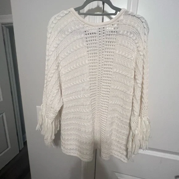 CAbi Cream Fringe Fiesta Poncho Sweater Top EUC - Picture 3 of 5